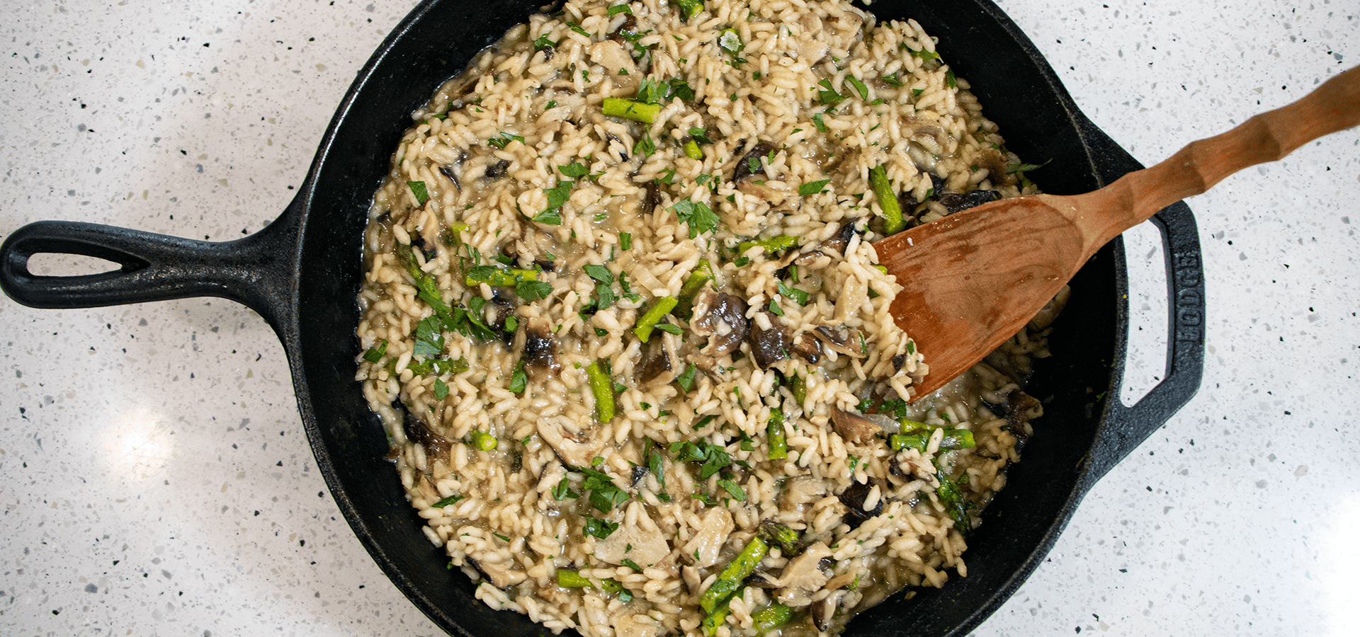 gf explorers gluten free dairy free mushroom risotto with asparagus full 01